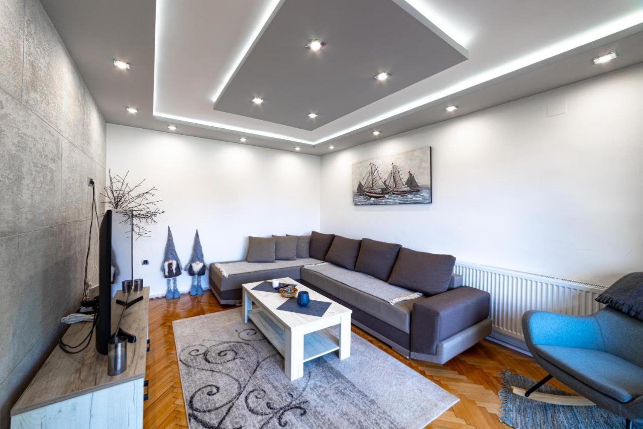 Maison Alana Divcibare Ngoại thất bức ảnh