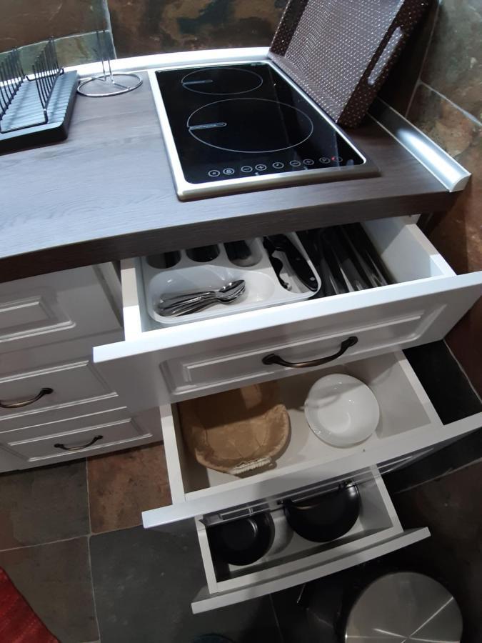 Maison Alana Divcibare Ngoại thất bức ảnh